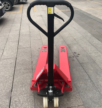 汛期來臨，叉車需要加倍進(jìn)行保護(hù)了